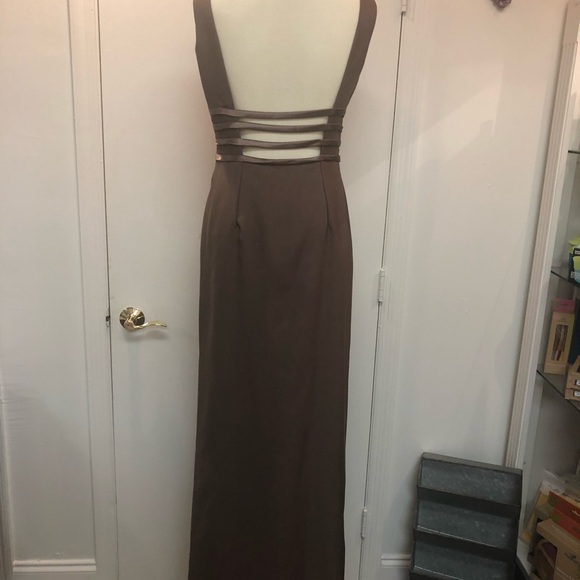 Formal Dress - Picture 6 of 8
